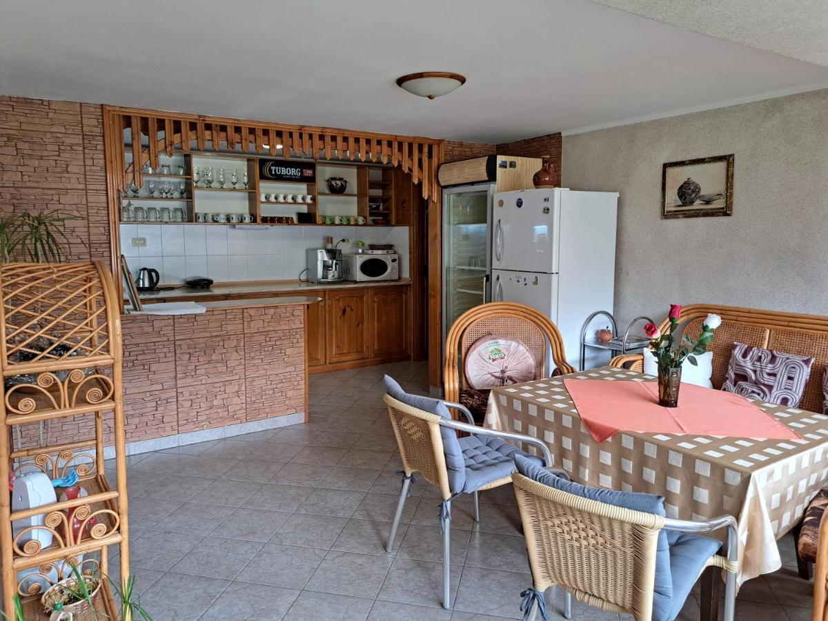 דבין Guest House Benita מראה חיצוני תמונה