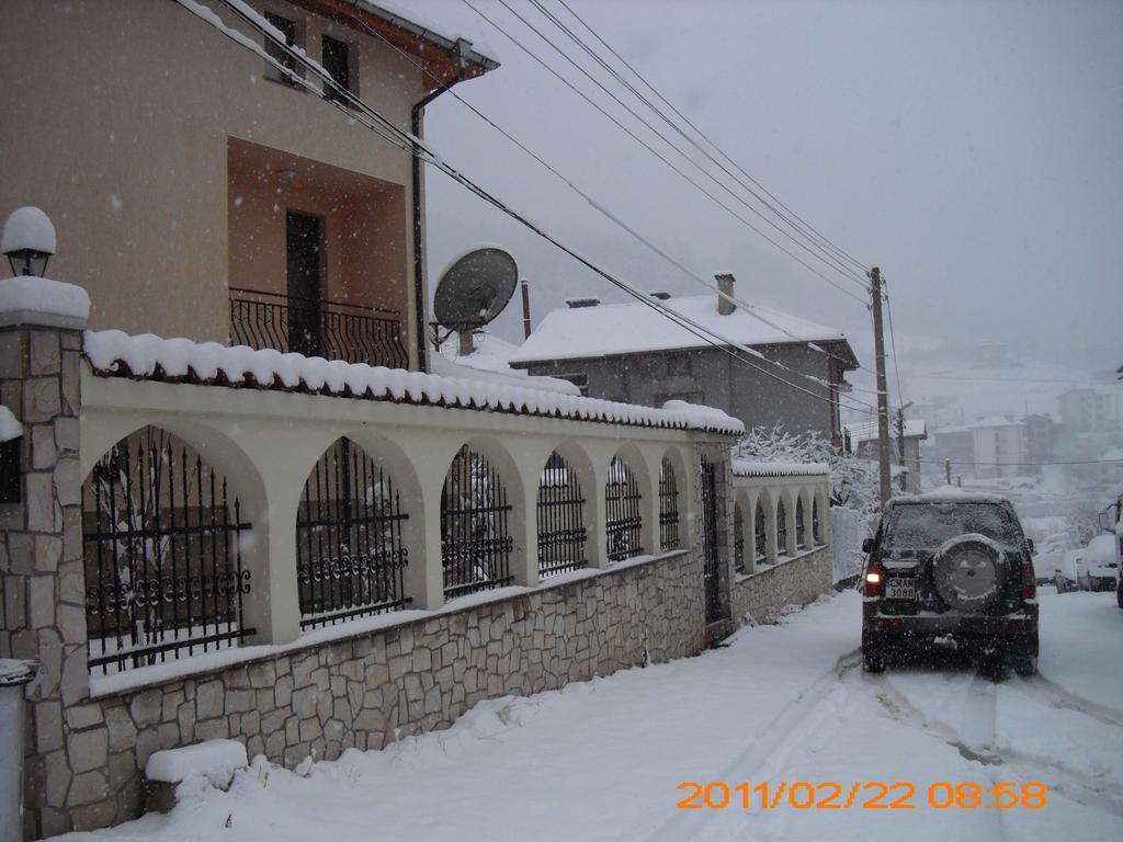 דבין Guest House Benita מראה חיצוני תמונה
