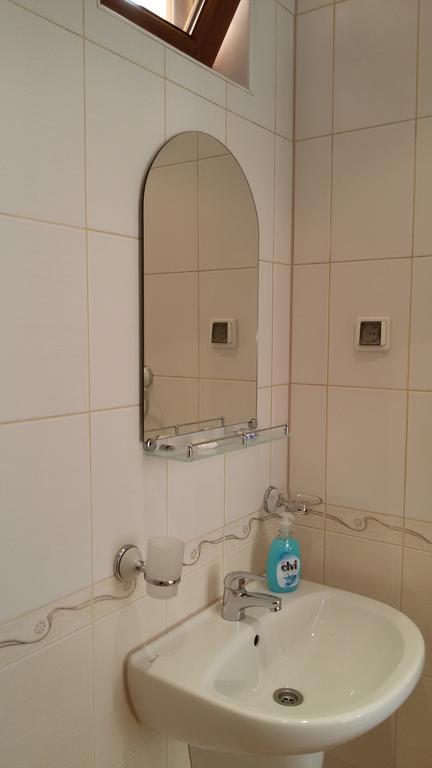 דבין Guest House Benita מראה חיצוני תמונה